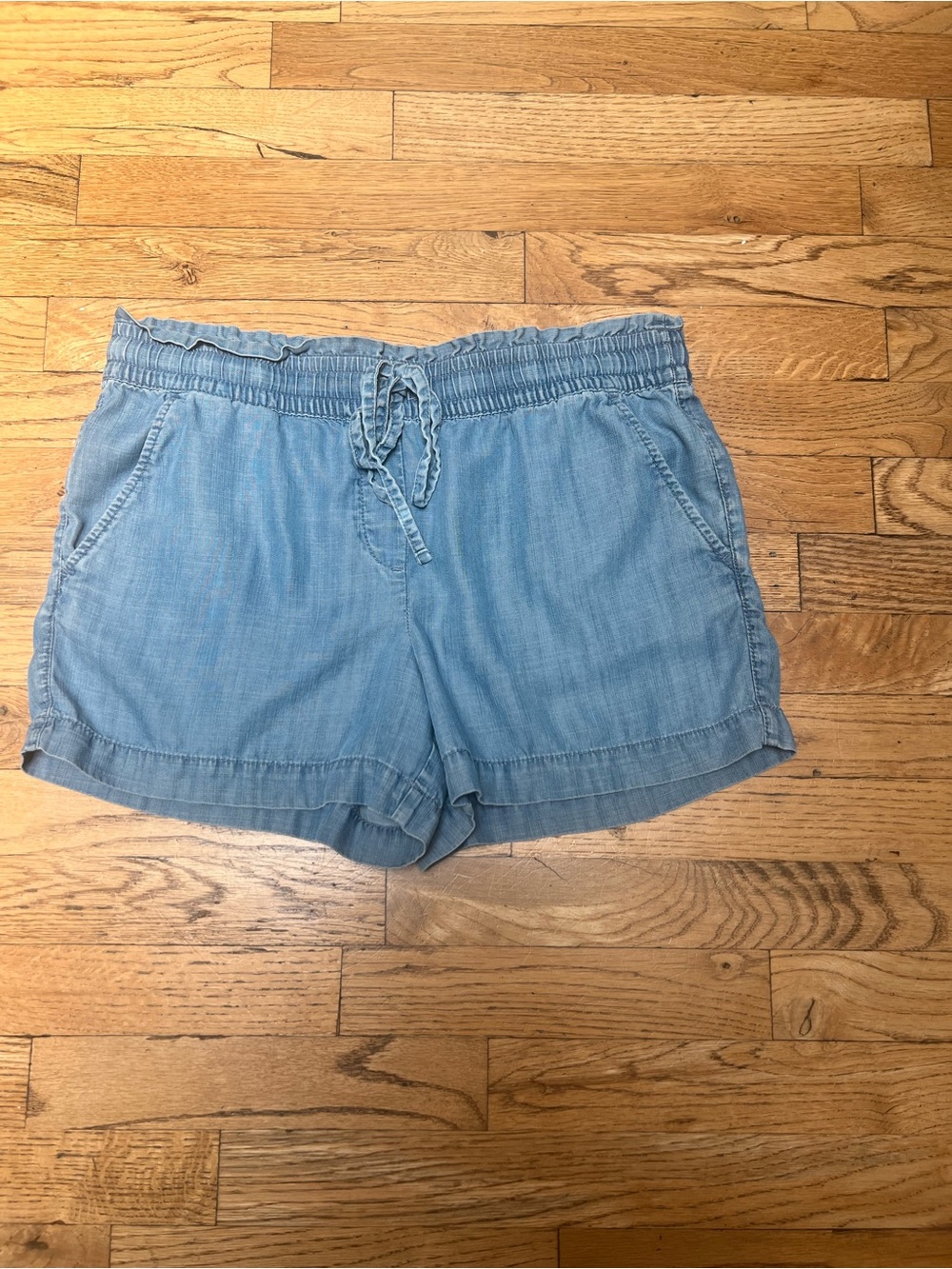 Ann Taylor Loft Chambray shorts - Picture 3 of 5